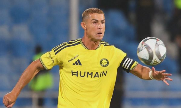 Ronaldo kêu gọi cấm vĩnh viễn CĐV chế giễu Diogo Jota