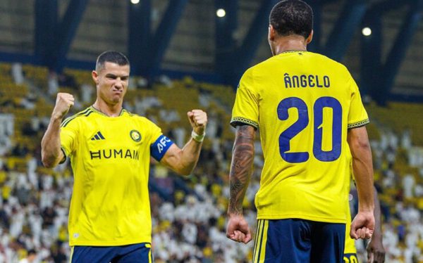 Ronaldo thể hiện phong độ cao sau vụ lùm xùm ở tuyển Bồ Đào Nha