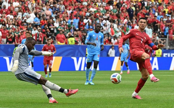 Ronaldo thiệt thòi khi phải đối đầu cầu thủ trái phép ở World Cup 2026