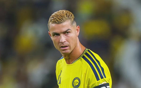 Ronaldo thua tan nát trong ngày trở lại 'Champions League châu Á'