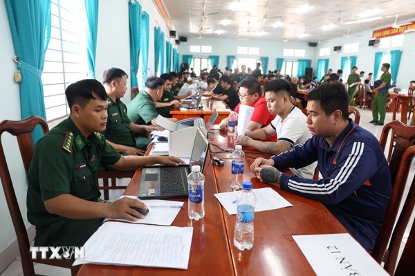 Rủi ro khi tin vào lời mời gọi trên mạng về tuyển dụng, định cư ở nước ngoài