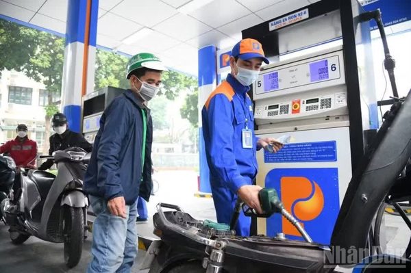 Rút ngắn khoảng cách từ nguồn hàng đến người tiêu dùng