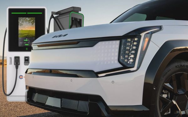 Sạc 1 tiếng, chủ xe điện Kia EV9 nhận hóa đơn hơn 400 triệu