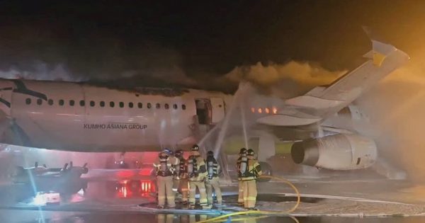 Sạc dự phòng bốc cháy trên máy bay Jeju Air, 168 hành khách sơ tán khẩn