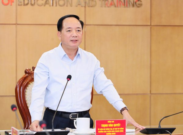 Sách giáo khoa được Ban Bí thư đưa vào chuyên đề giám sát năm 2026