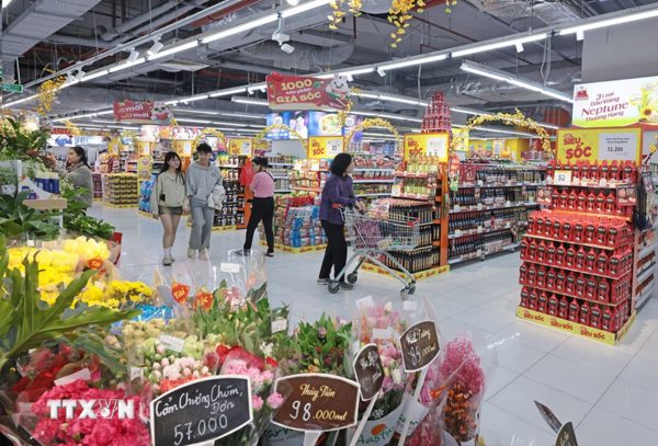 Saeki đào tạo nhân sự cho kế hoạch mở 100 siêu thị tại Việt Nam