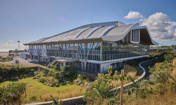 Sân bay xứ nóng dùng gió trời thay điều hòa, giảm thải CO2