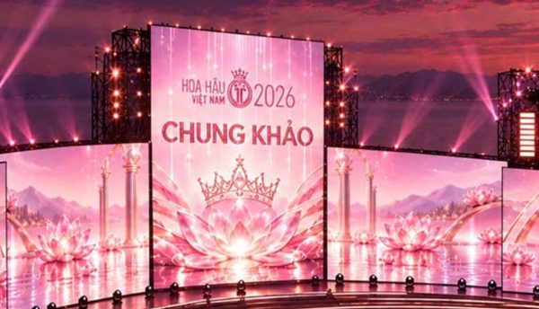 Sân khấu chung khảo Hoa hậu Việt Nam lấy cảm hứng từ hoa sen