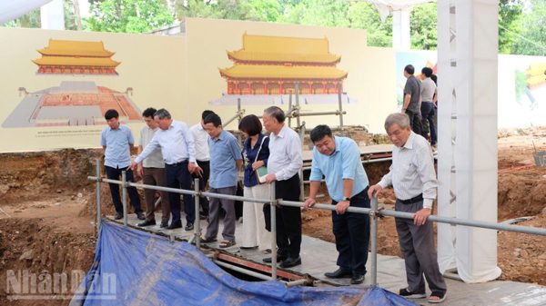 Sẵn sàng cơ sở khoa học cho việc phục dựng Điện Kính Thiên