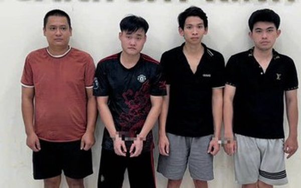 Sản xuất nước giặt, nước tẩy rửa giả, nhóm thanh niên lãnh án tù