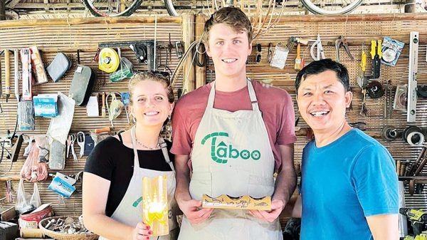 Sáng tạo với tre làng