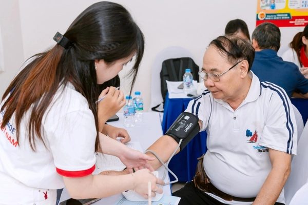 Sang tuổi 50, 4 nhóm kiểm tra sức khỏe không nên bỏ qua