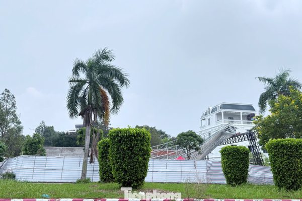 Sập giàn giáo công trình xây dựng không phép ở Tây Ninh