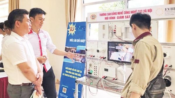 Sắp xếp lại mạng lưới cơ sở giáo dục nghề nghiệp