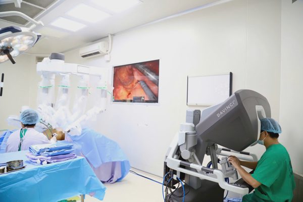 Sau 2 tuần rối loạn tiêu hóa, người đàn ông phát hiện ung thư trực tràng