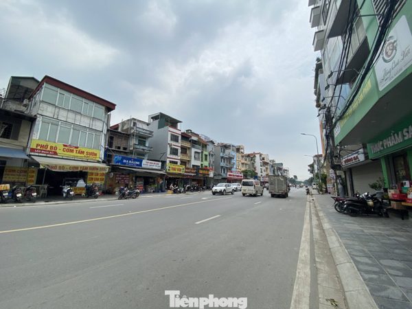 Sau cải tạo, tuyến phố ở Hà Nội không còn cây xanh