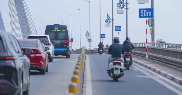 Sau cầu Nhật Tân, Hà Nội tính kẻ vạch khoảng cách trên 3 cầu lớn