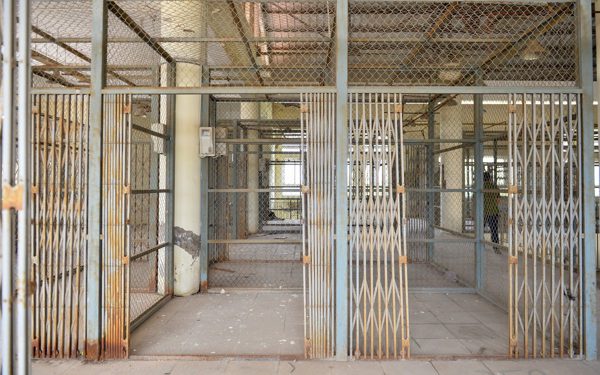 Sau nhiều năm bỏ không, hai khu chợ rộng hàng chục ngàn m² ở Hà Nội giờ ra sao?