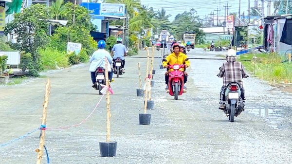 Sau phản ánh từ báo chí, Quốc lộ 63 qua Cà Mau được tiến hành nâng cấp, sửa chữa