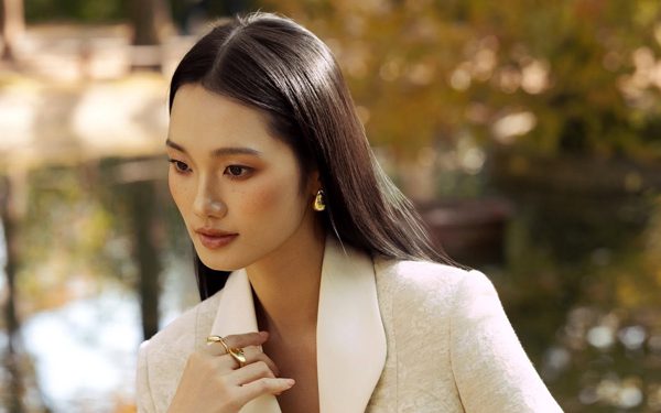 Sau Trịnh Mỹ Anh, hoa hậu Quỳnh Anh xin lỗi
