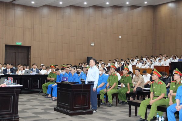 Shark Bình xin giảm nhẹ hình phạt cho cấp dưới bị ung thư