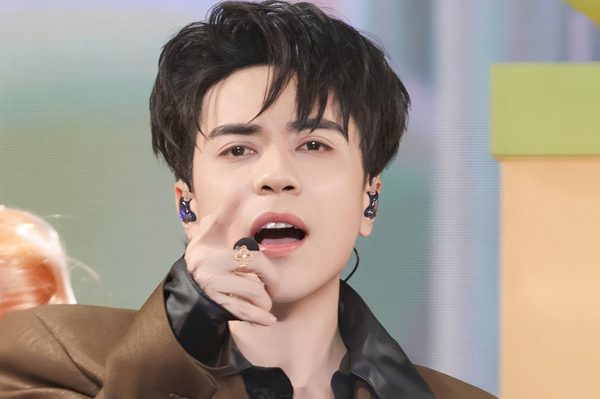 Show Anh trai bay sạch vé sau 45 phút, giá cao nhất 50 triệu đồng