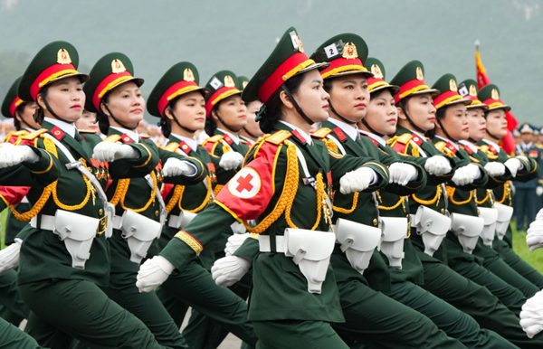 Sĩ quan, quân nhân nghỉ hưu trước hạn sẽ được trợ cấp 5 tháng lương mỗi năm