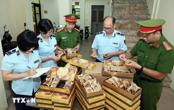 Siết chặt kiểm soát, bảo đảm an toàn thực phẩm dịp Tết Trung thu