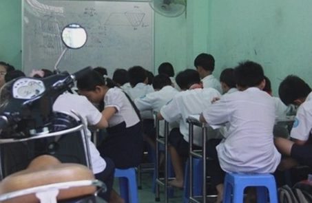 'Siết dạy thêm nhưng nhiều phụ huynh tốn kém hơn trước'