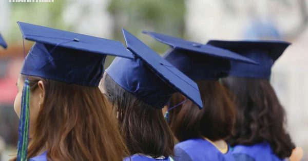 Siết 'lạm phát điểm số': Nguyên nhân sinh viên tốt nghiệp giỏi, xuất sắc tăng