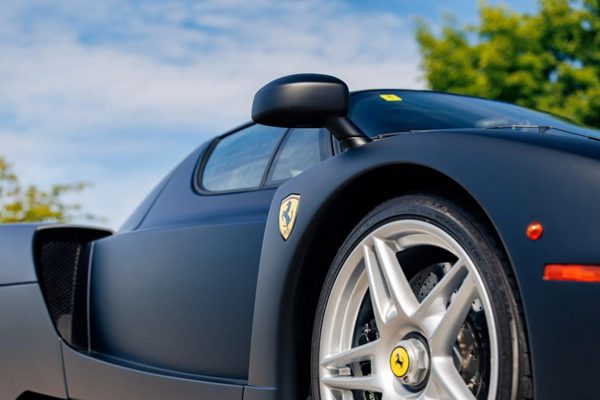 Siêu xe Ferrari Enzo 'độc nhất vô nhị' chuẩn bị lên sàn đấu giá
