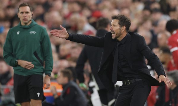 Simeone - 'bài kiểm tra' khắc nghiệt của Carrick