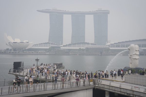 Singapore cảnh cáo 7 công ty Indonesia vì khói cháy rừng