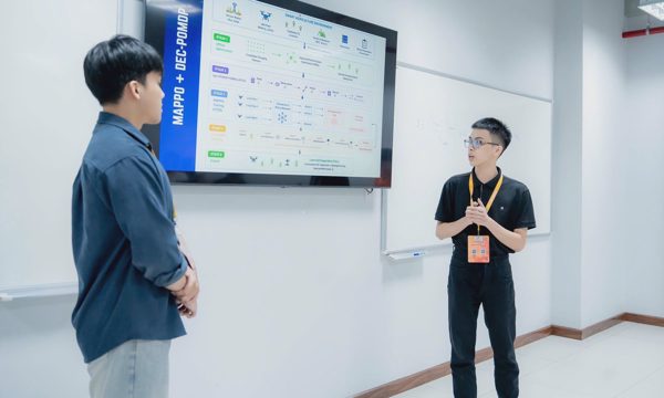 Sinh viên FPT nghiên cứu mô hình tăng tốc thu thập dữ liệu nông nghiệp