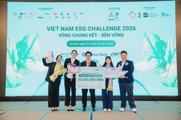 Sinh viên Greenwich Việt Nam chinh phục bài toán quản trị tại ESG Challenge 2026