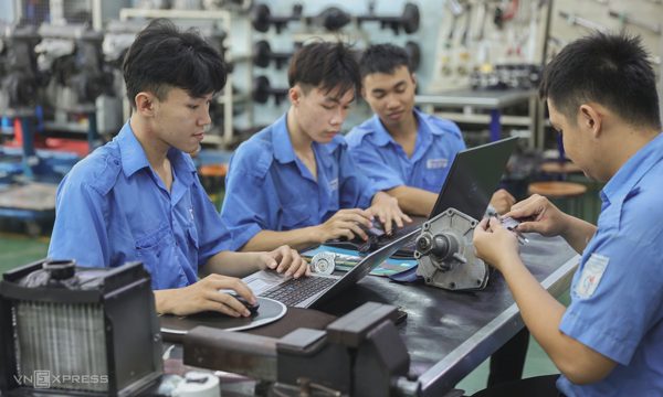 Sinh viên ở TP HCM có thể nhận hỗ trợ tới 7 triệu đồng/tháng