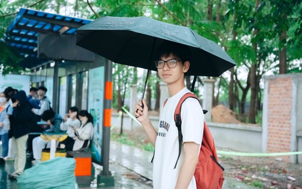 Sinh viên trở lại trường, TP.HCM tăng xe buýt ở khu ký túc xá Đại học Quốc gia