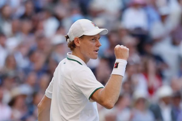 Sinner sắp tái xuất, sẵn sàng hướng đến Australian Open 2027