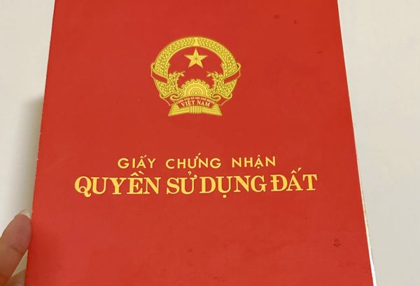 Sổ đỏ cấp năm 1995 ghi đất 'thổ cư', vì sao hồ sơ cấp đổi bị trả?