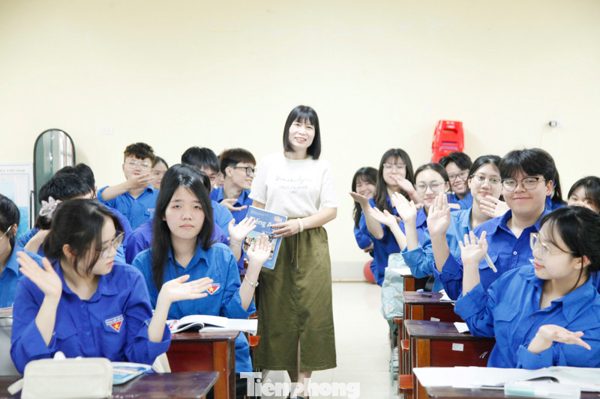 Sở GD&ĐT Bắc Ninh yêu cầu phân phối đồng đều SGK các trường còn thiếu