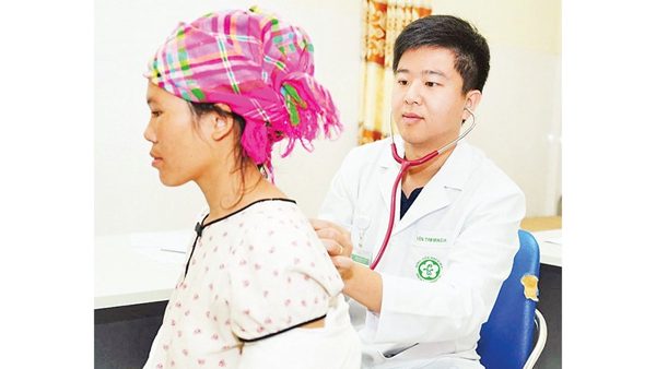 Số hóa hành trình chăm sóc sức khỏe người dân