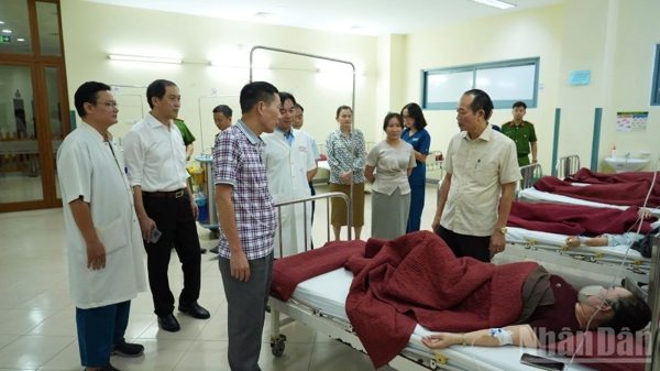 Số người nghi ngộ độc thực phẩm tại Scavi Huế tăng lên 121