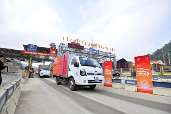 So sánh phí tài khoản giao thông ePass, VETC và các phương thức thanh toán khác