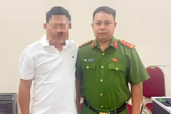 Sơ suất chuyển nhầm 1 tỷ đồng cho người cùng tên