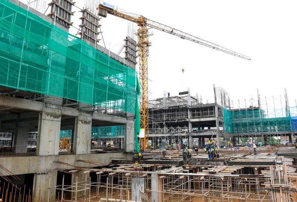 Sở Xây dựng chậm trả lời hồ sơ bán nhà quá 15 ngày, DN có quyền khởi kiện