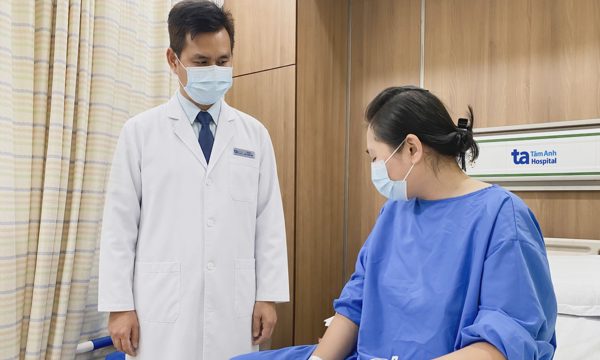 Sỏi li ti hóa 'san hô khổng lồ' sau hai năm