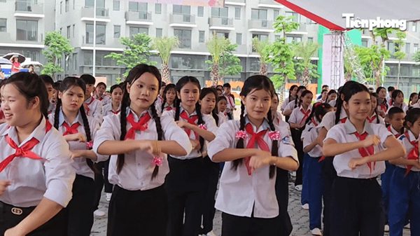 Sôi nổi màn tranh tài của thiếu nhi Nghệ An tại Hội thi Nghi thức Đội cấp tỉnh