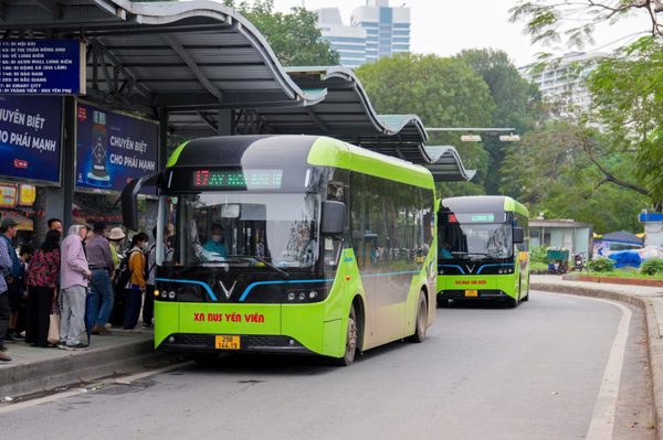Sớm hoàn thiện phương án trợ giá tuyến buýt liên tỉnh Hà Nội-Hưng Yên