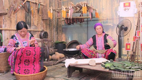 Sơn La đón 385.000 lượt khách dịp Quốc khánh 2/9
