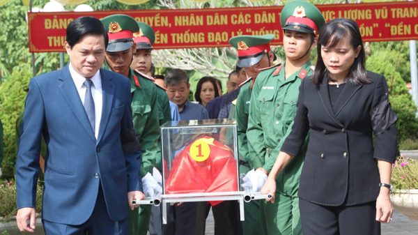 Sơn La tổ chức trang trọng lễ viếng, truy điệu và an táng hài cốt liệt sĩ